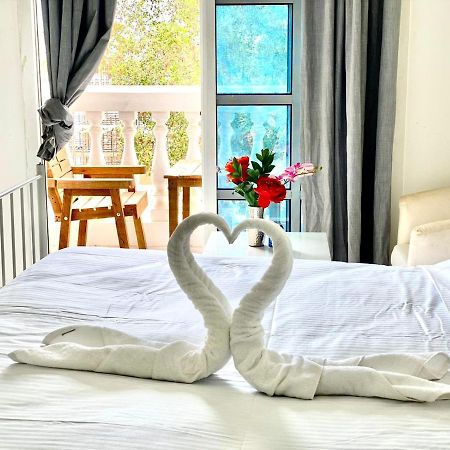 Comfortable Private Rooms In Compound Housing Dubaï Extérieur photo