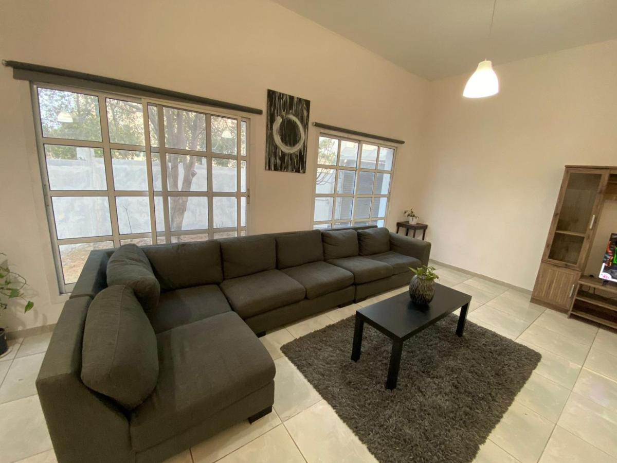 Comfortable Private Rooms In Compound Housing Dubaï Extérieur photo